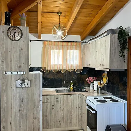 Alleyhouse 83 Kremasti (Rhodes)